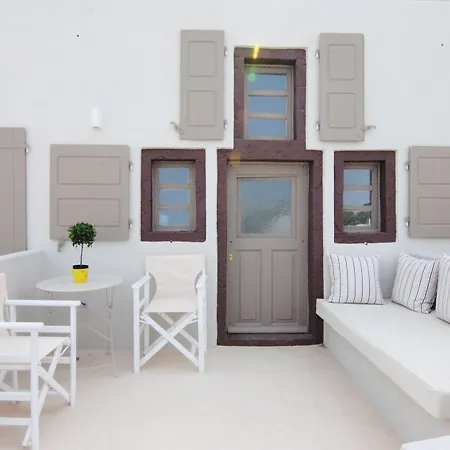 White Grape 3* Oia (Santorini)