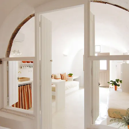 White Grape 3* Oia (Santorini)