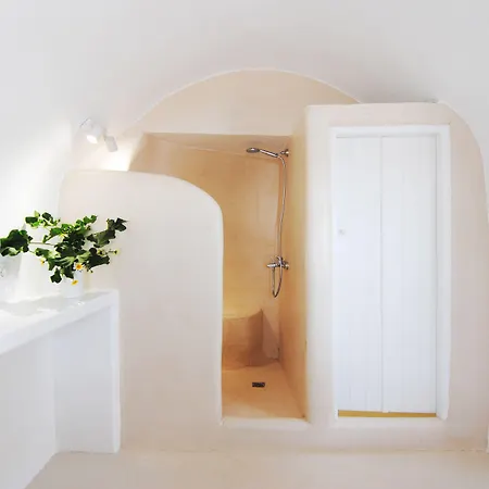 White Grape 3* Oia (Santorini)