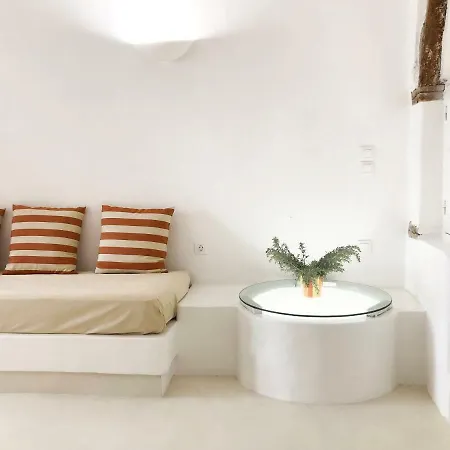 White Grape 3* Oia (Santorini)