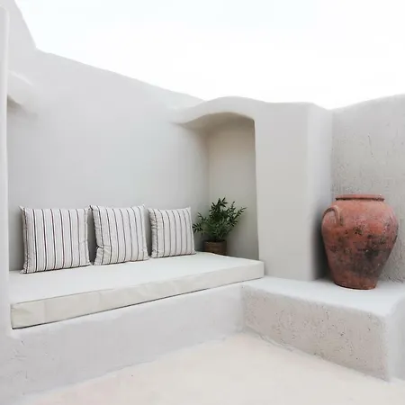 White Grape Oia (Santorini)