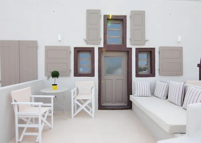 White Grape 3* Oia (Santorini)