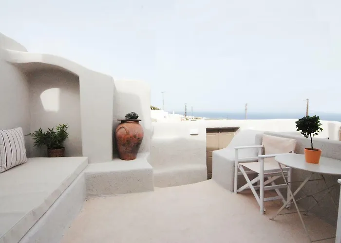 White Grape 3* Oia (Santorini)